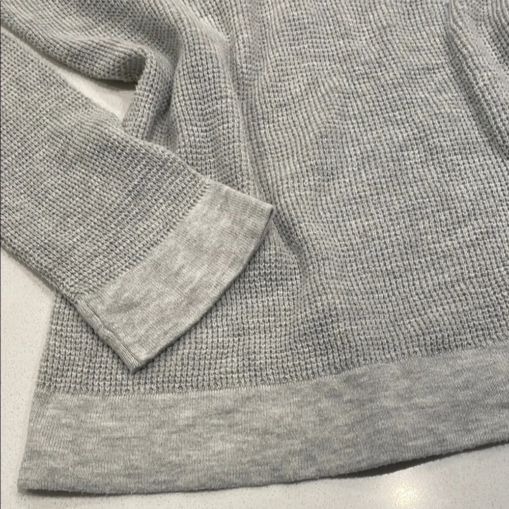 American Eagle Outfitters stylish gray